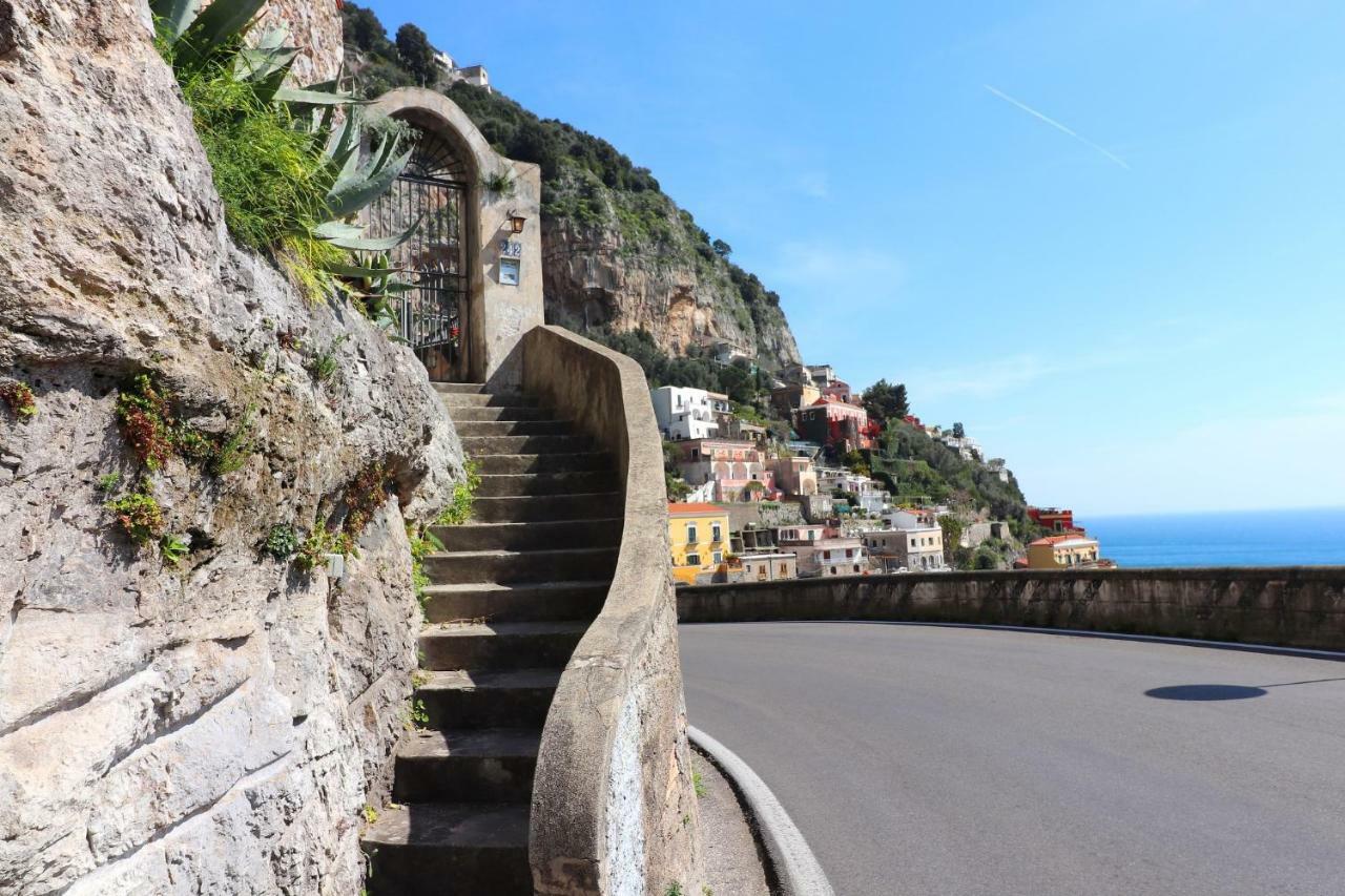 Estate4Home - Maison Lirio Positano Eksteriør billede